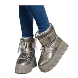 Zlaté sněhule na platformě s lakovanými vložkami Losta - Solea