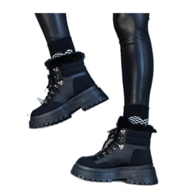 Masivní boty na platformě s kožíškem černý