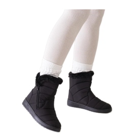 Černé sněhule zdobené kožešinou černá Černé sněhule zdobené kožešinou černá