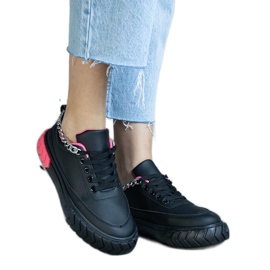 Černé tenisky s řetízkem černý