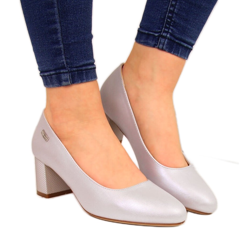 Čerpadla na Post Sergio Leone Beige-Perła béžový