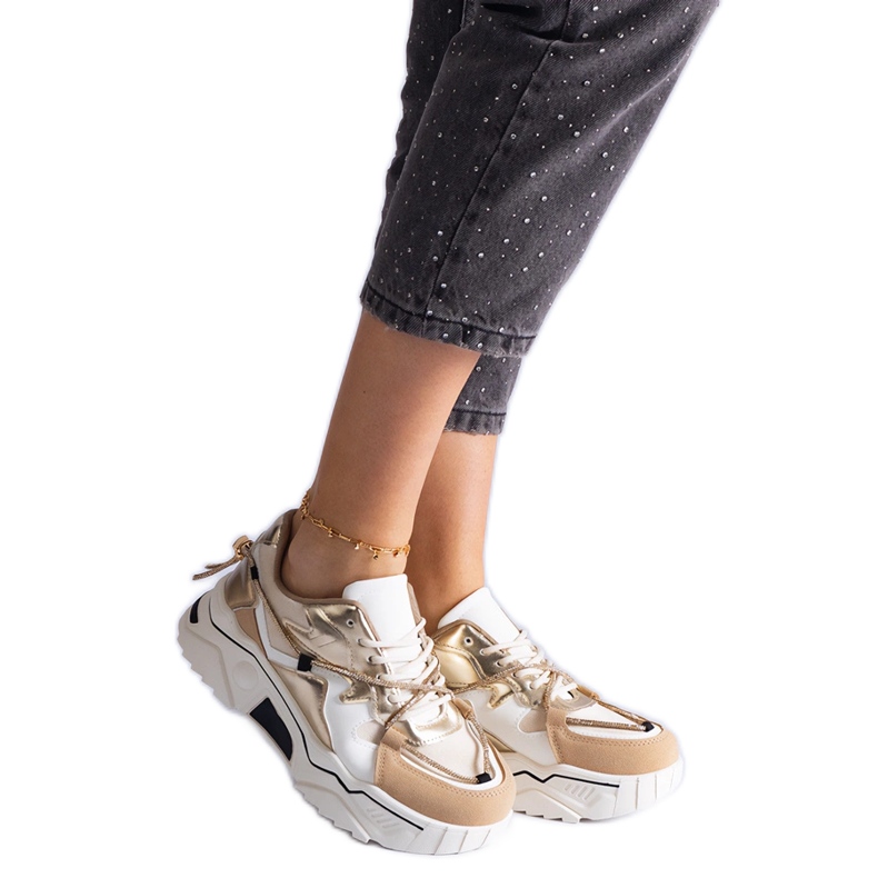 Béžové tenisky zdobené zirkonovou šňůrkou béžový Béžové tenisky zdobené zirkonovou šňůrkou béžový