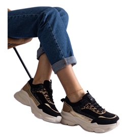 Černé tenisky se třpytivými vsadkami černý