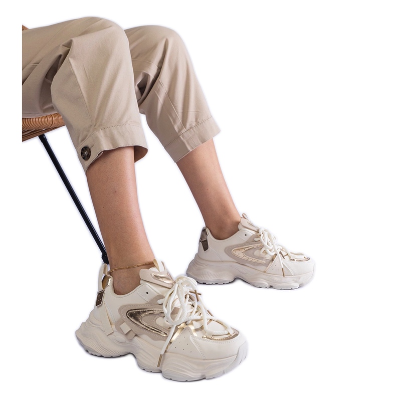 Béžové ženské sportovní tenisky na masivní podrážce béžový Béžové ženské sportovní tenisky na masivní podrážce béžový