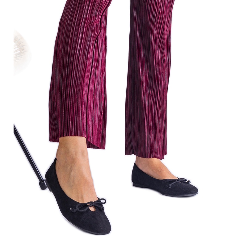 Černé baleríny s dekorativním lukem černá