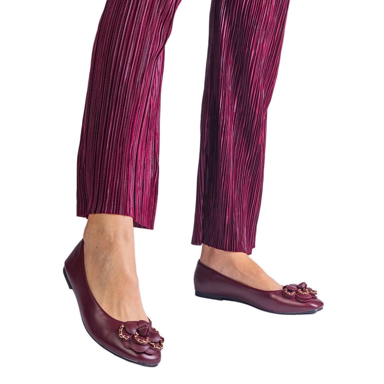 Burgundské baleríny zdobené květinou červené Burgundské baleríny zdobené květinou červené