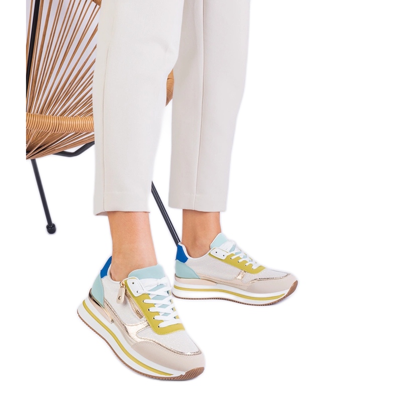 Zelené sportovní tenisky na platformě se zlatým vložením zelená