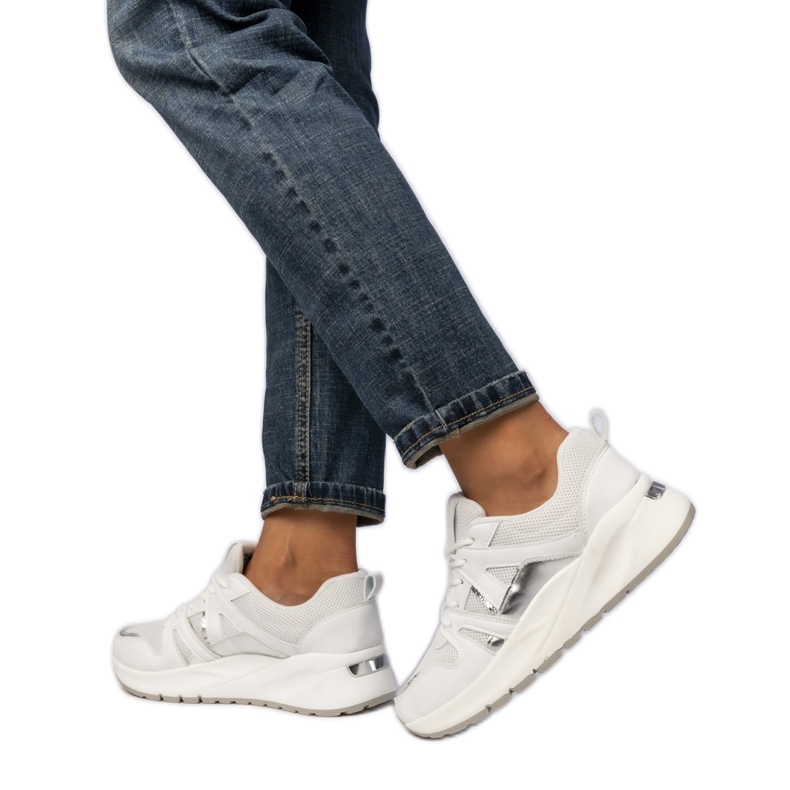 Dámské bílé sportovní tenisky bílý