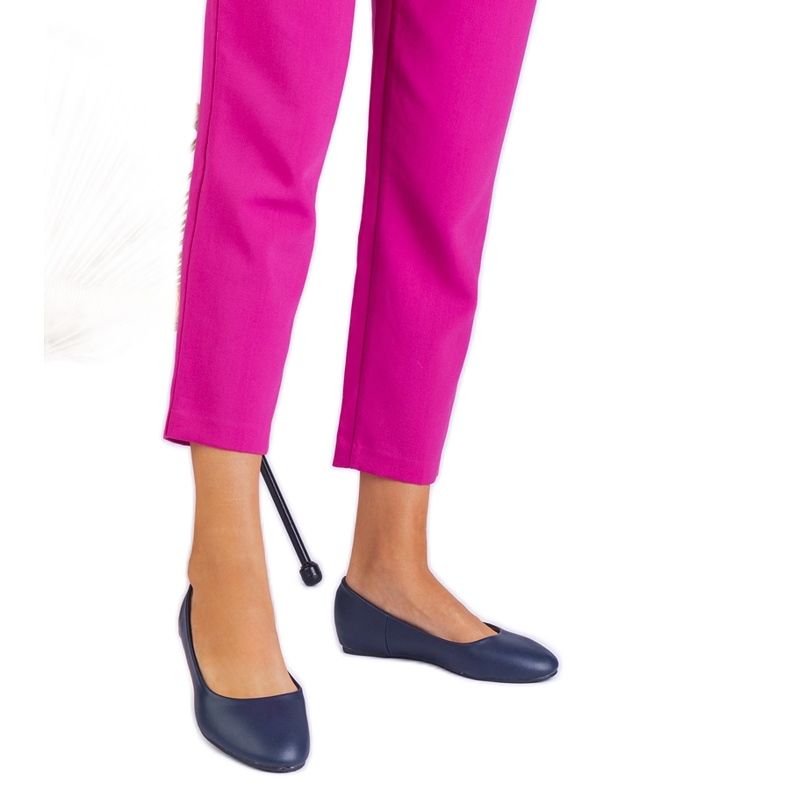 Navy baleríny na skrytém klínu ekologického pokoje modrý Navy baleríny na skrytém klínu ekologického pokoje modrý