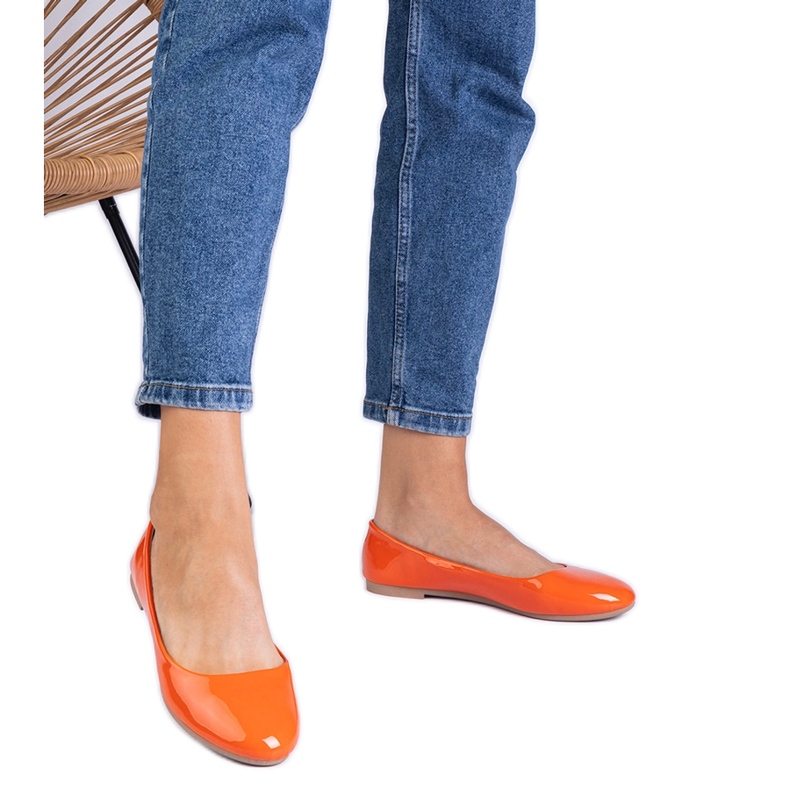 Oranžové vázané baleríny oranžový