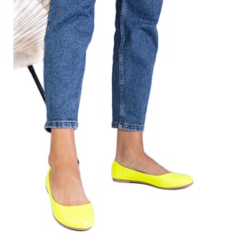 Žluté neonové válce baleríny žlutá Žluté neonové válce baleríny žlutá