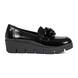 Goodin Black Wedge Moccasins s ozdobou černá