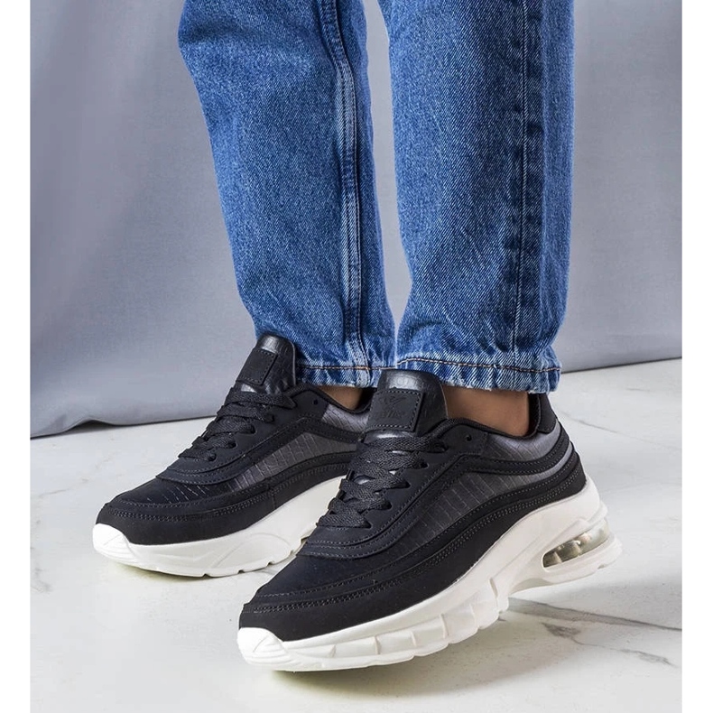 D/GMR Černé tenisky Courtne černá