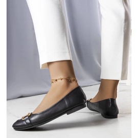 D/GMR Černé balerínky se zlatým zdobením od Iris černá D/GMR Černé balerínky se zlatým zdobením od Iris černá