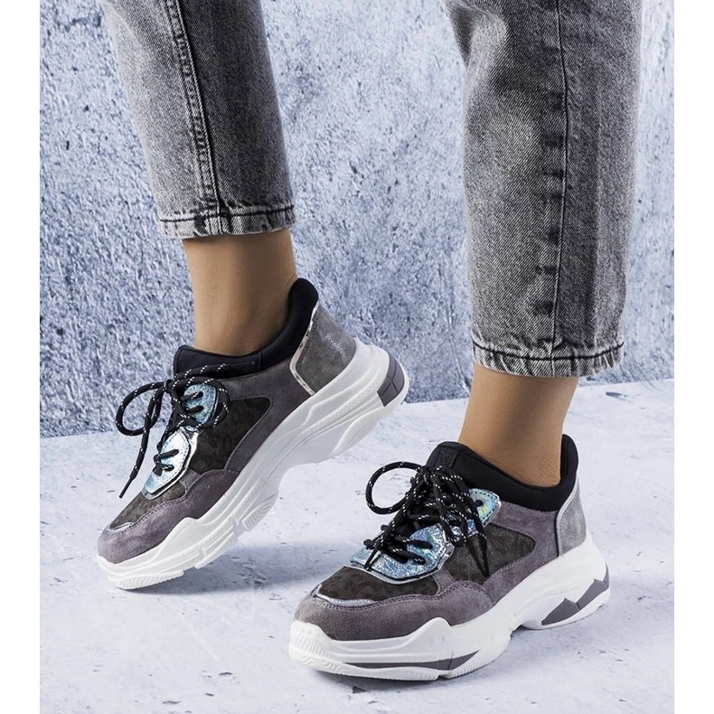 D/GMR Šedé tenisky zdobené vsadkami Savard šedá