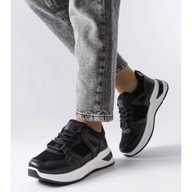 D/GMR Černé tenisky z kombinovaných materiálů od Caya černá D/GMR Černé tenisky z kombinovaných materiálů od Caya černá