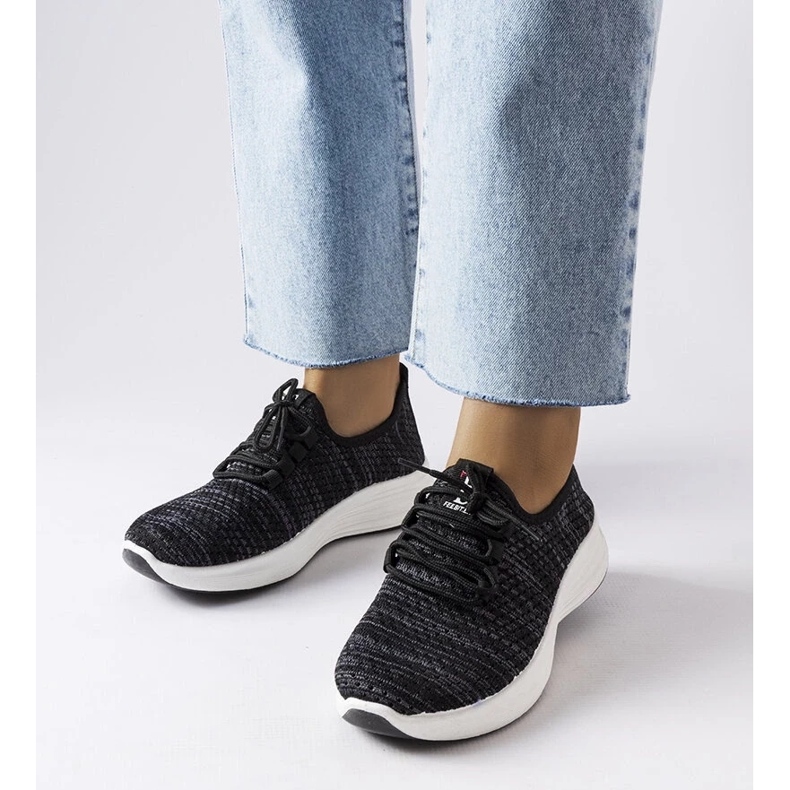 D/GMR Černé látkové tenisky od Tommaso černá