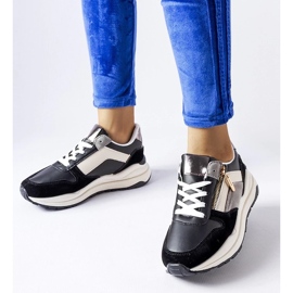 D/GMR Bílé a černé tenisky Cecchi černý