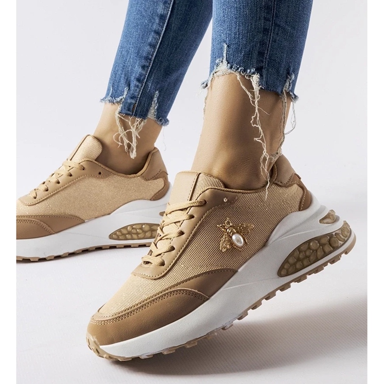 D/GMR Hnědobílé tenisky s ozdobnou nití Acciano hnědý D/GMR Hnědobílé tenisky s ozdobnou nití Acciano hnědý