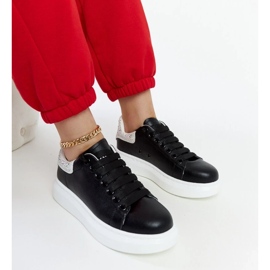 D/GMR Černé tenisky na platformě Goe JJ2N4052 černá D/GMR Černé tenisky na platformě Goe JJ2N4052 černá