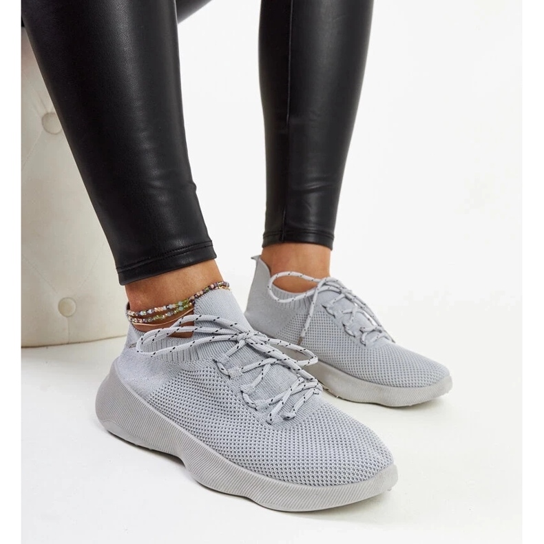 D/GMR Šedé sportovní tenisky Roshni šedá