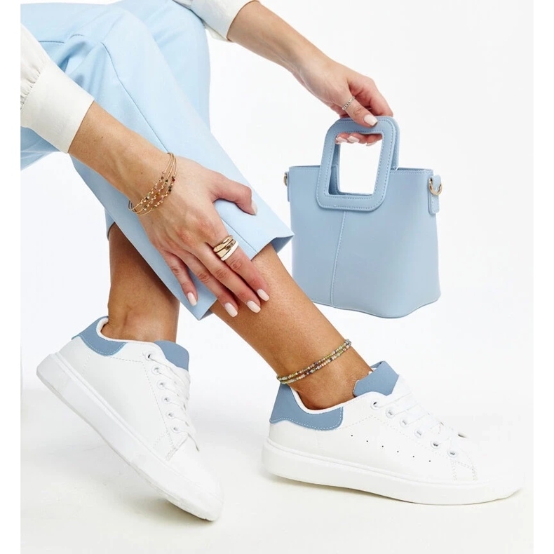 D/GMR Bílé a modré tenisky na platformě Ariam bílý