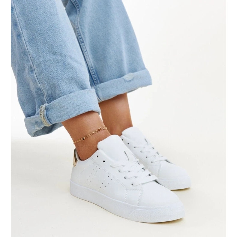 Bílé a zlaté tenisky Akila bílý Bílé a zlaté tenisky Akila bílý