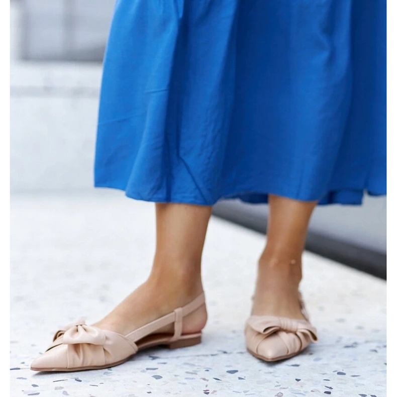 Balerínky se špičatou špičkou a mašlí Barira béžový Balerínky se špičatou špičkou a mašlí Barira béžový