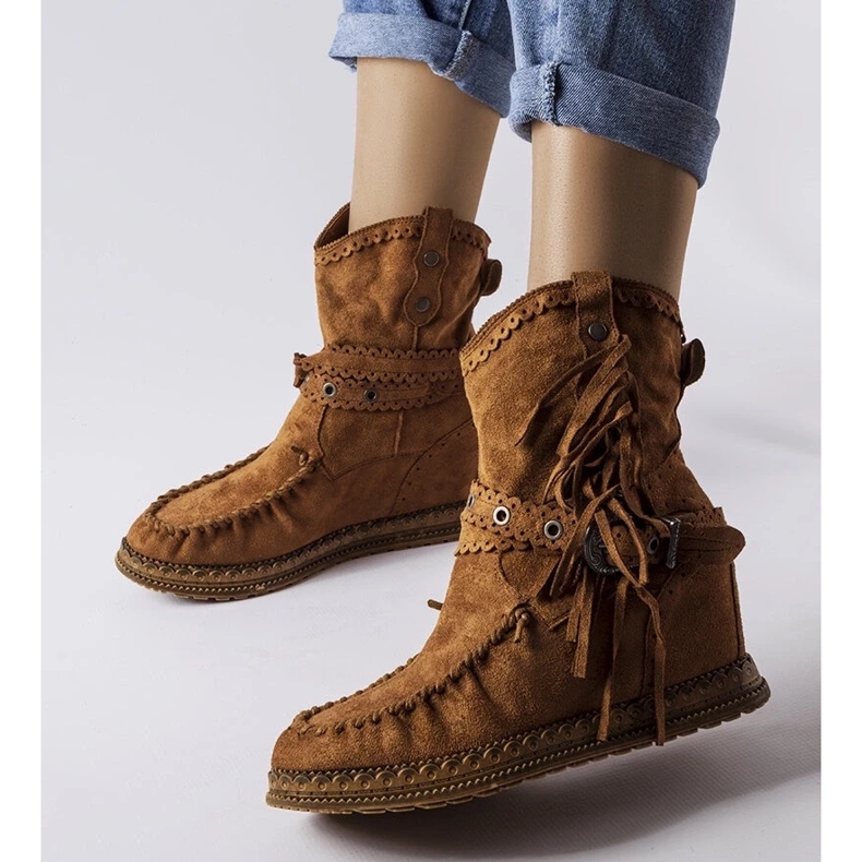 D/CEO Hnědé kozačky na klínku od Teodata hnědý D/CEO Hnědé kozačky na klínku od Teodata hnědý