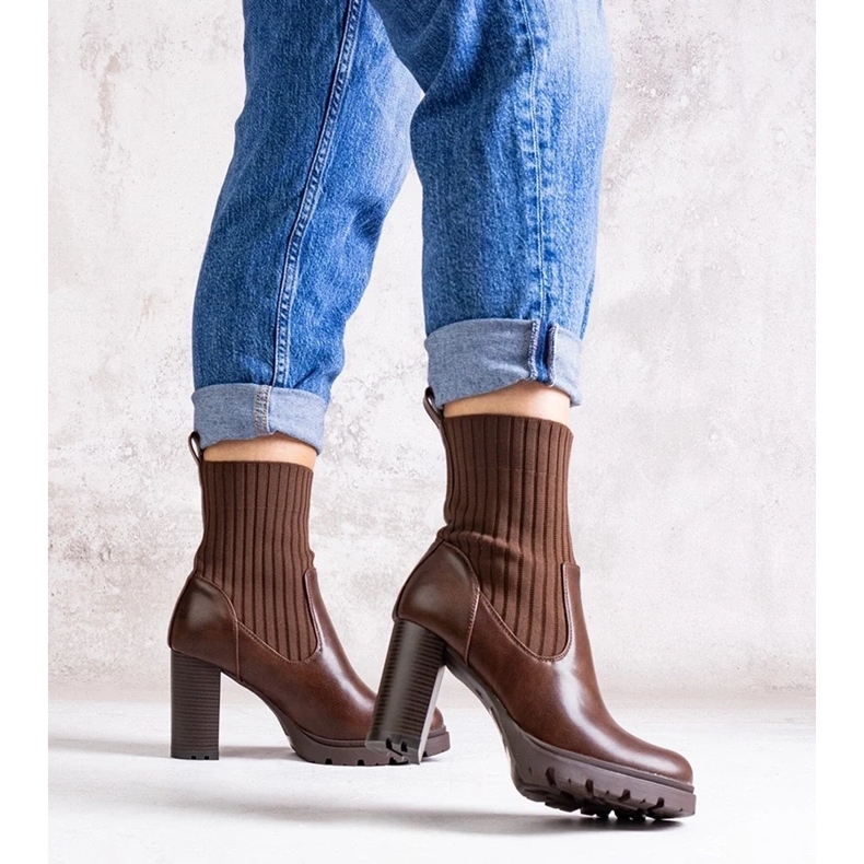 D/CEO Hnědé kotníkové boty z eko kůže Asera D/CEO Hnědé kotníkové boty z eko kůže Asera