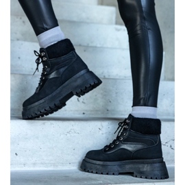 D/CEO Černé tenisky se silnou podrážkou a kožešinou Best černá