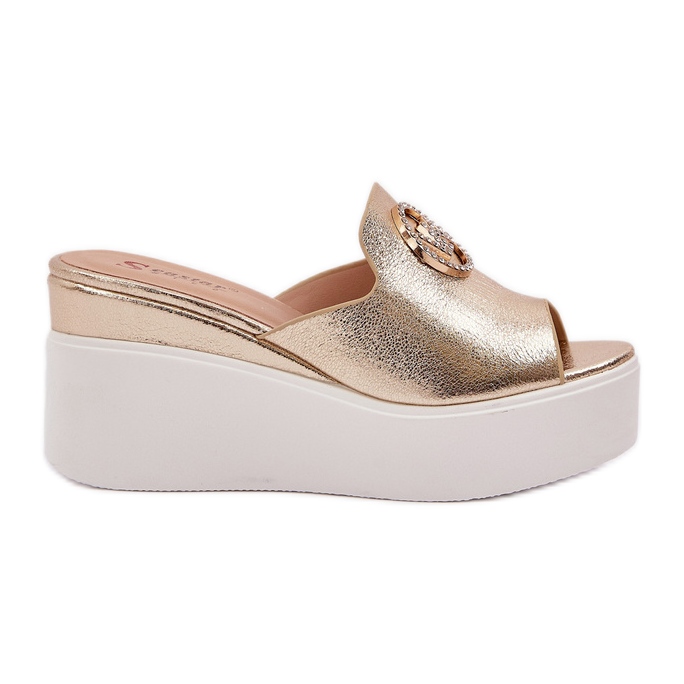 Pantofle na platformě a klíny se zlatým ozdobou
