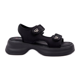 Materiální lehké sandály na černé platformě černý