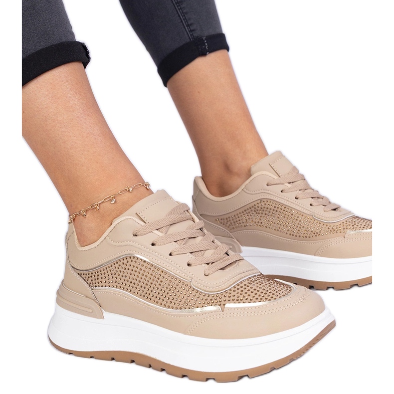 Hnědé ženské tenisky se zirkony hnědý Hnědé ženské tenisky se zirkony hnědý