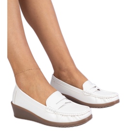 Kind Moccasins z bílých žen