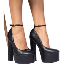 Černé lodičky na vysokém sloupku černý