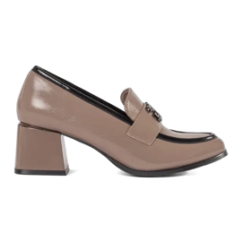 Taupe vysoké podpatky s ozdobou béžový