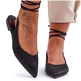 Dámské baleríny zdobené černými drahokamy