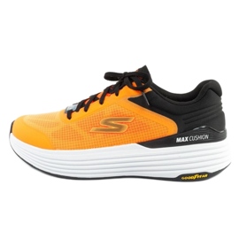 Běžecké boty Skechers Max Cushioning 220932/Orbk žlutá