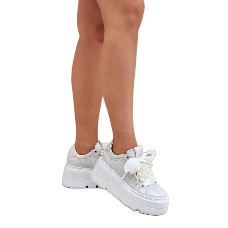 Kožené tenisky na stříbrné platformě Chebello 4658 stříbrný