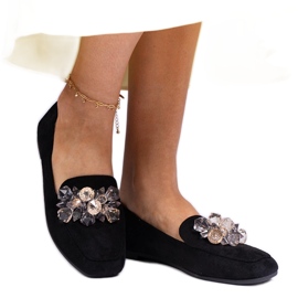 Černé mokasíny zdobené krystaly černý