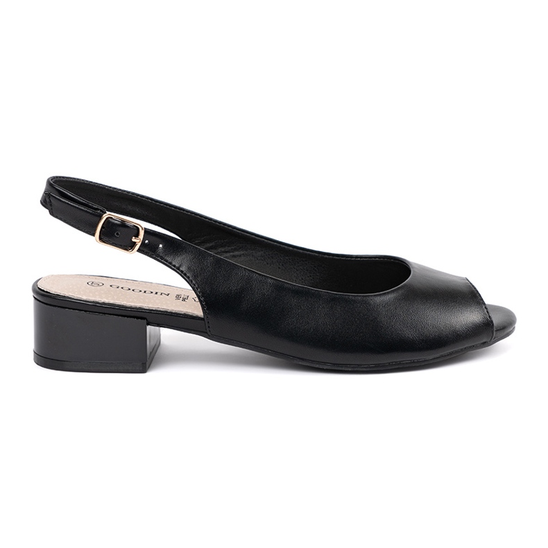 Goodin Černé elegantní sandály na nízkém podpatku černá Goodin Černé elegantní sandály na nízkém podpatku černá