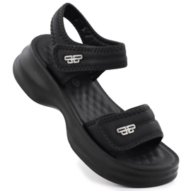 Dámské sandály na silné podrážce s suchým zipem Black Potocki 105300 černý