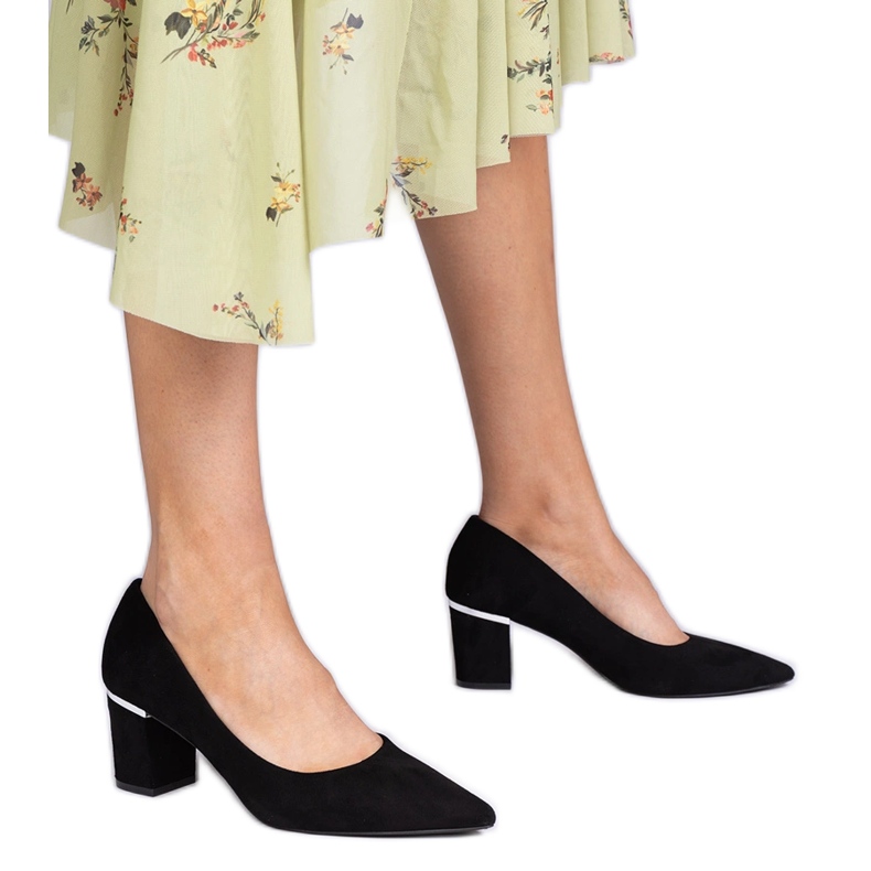 Černá dámská čerpadla z Ekozamszu Černá dámská čerpadla z Ekozamszu