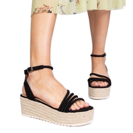 Černé espadrilky na platformě černá