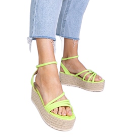 Zelené sandály Espadrille na platformě zelený