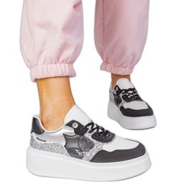 Černé tenisky se třpytkami černý