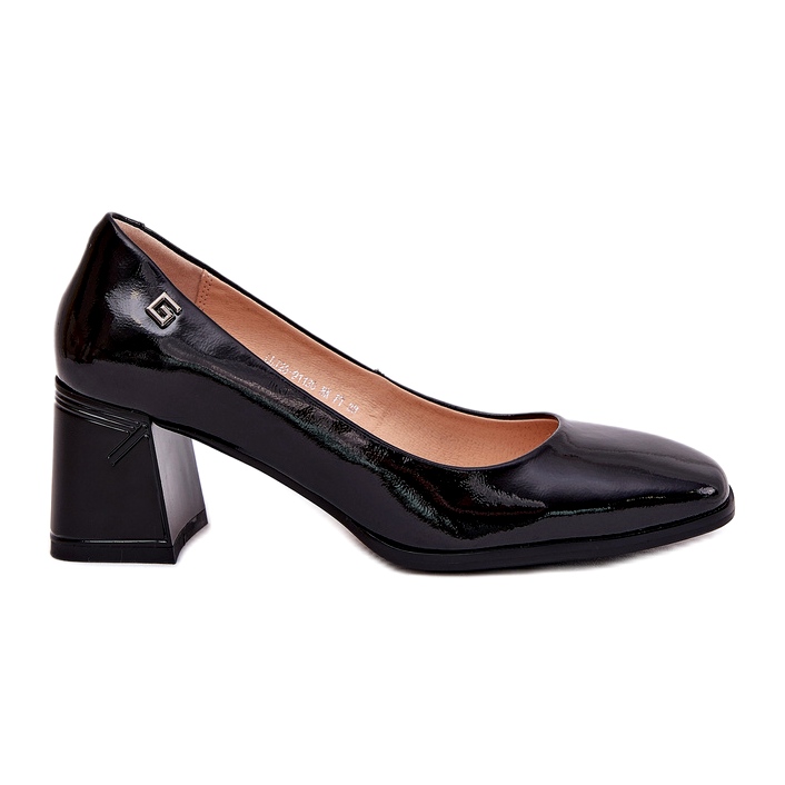 Kožené lakované dámské čerpadly na černém příspěvku Vinceza 91130 černá