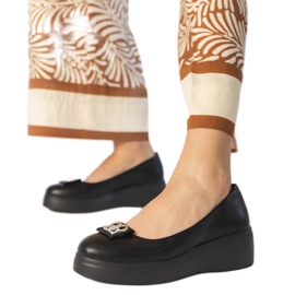 Černé boty na platformě s dekorací zirkonu černý