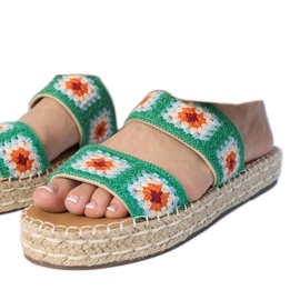 Zelené espadrilles pantofle vyšívané zelená